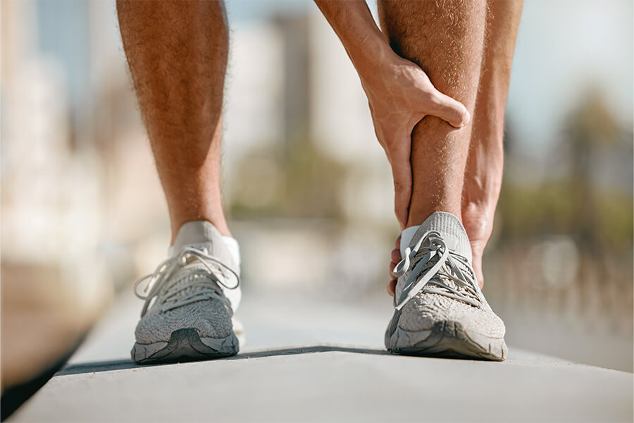 Aşil Tendon Ağrısı ve Kopmaları